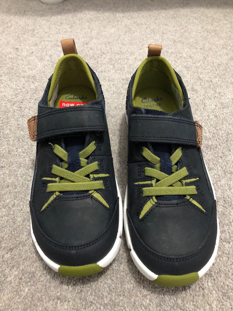 clarks boys shoes size 9